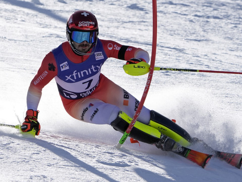 Slalom: Meillard 2e de la première manche