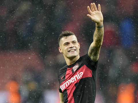 Xhaka et Vargas dans le onze idéal de Kicker
