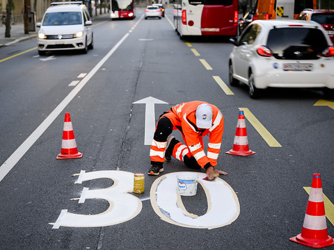 Le Parlement veut mieux cadrer le 30 km/h dans les villes