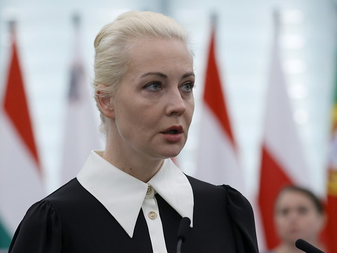Ioulia Navalnaïa appelle à s'opposer à Poutine à la présidentielle