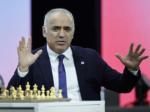 L'opposant Garry Kasparov placé sur la liste des 