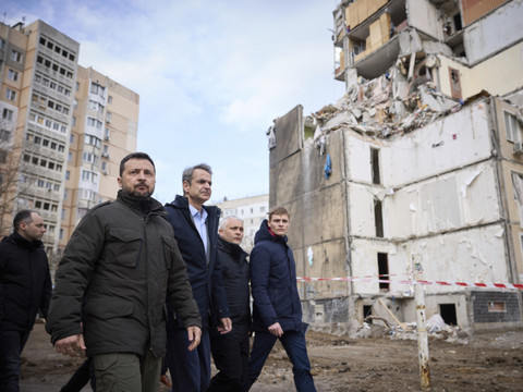 Frappes russes lors de la visite du Premier ministre grec à Odessa