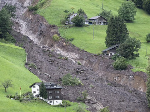 La Suisse plutôt épargnée par les crues et éboulements en 2023