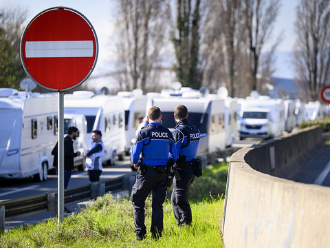 Plusieurs dizaines de caravanes bloquées par la police à Lausanne