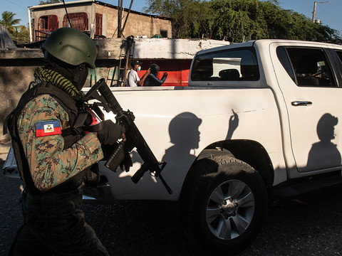 Haïti: état d'urgence prolongé d'un mois dans la capitale