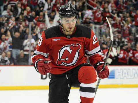 Un hat trick pour Meier face à St. Louis