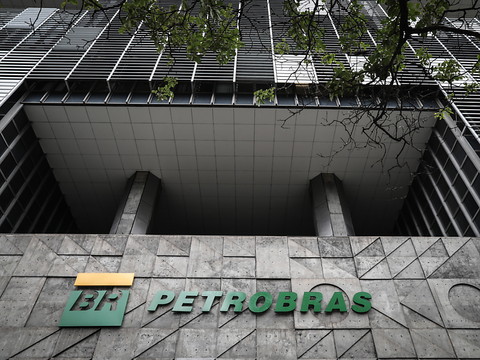Petrobras chute en Bourse après l'annonce d'un bénéfice en baisse