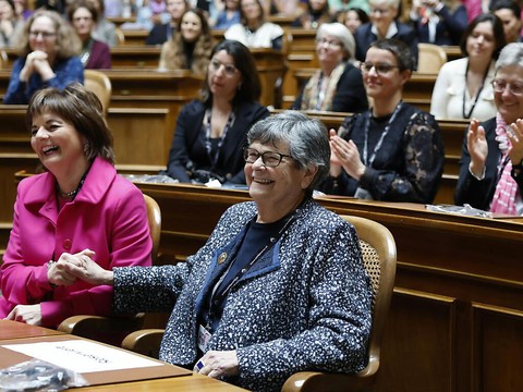 La sécurité financière au coeur de la journée des femmes à Berne