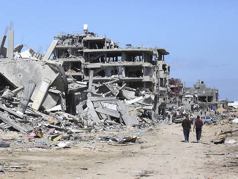 Premier jour de ramadan à Gaza, sous les bombardements israéliens