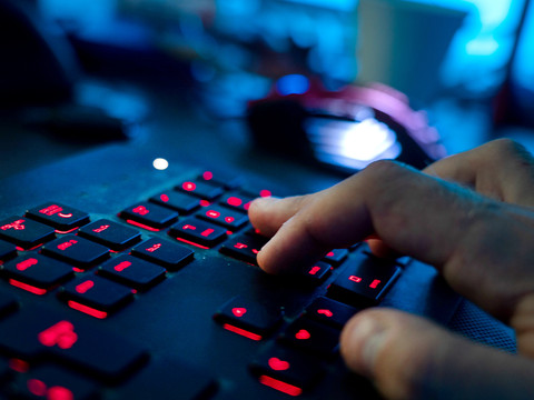 L'Etat français visé par des attaques informatiques 
