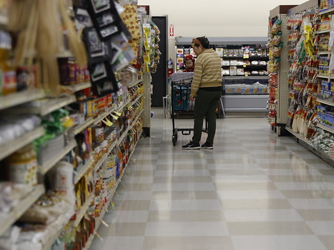 USA: l'inflation surprend en février, avec un rebond