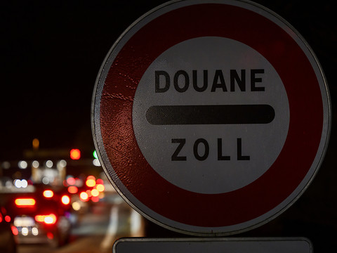 Pas de contrôles systématiques aux frontières