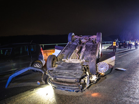 Moins de morts mais plus de blessés graves sur les routes en 2023