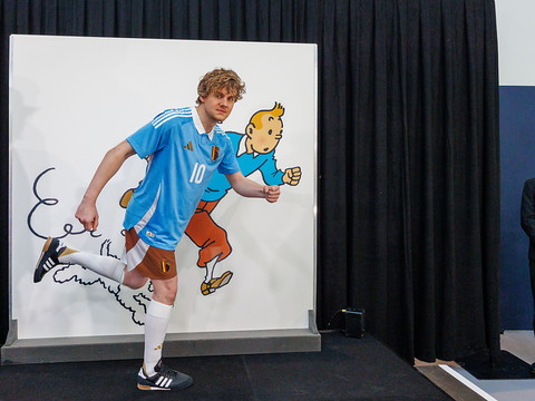 Un maillot en hommage à Tintin pour la Belgique
