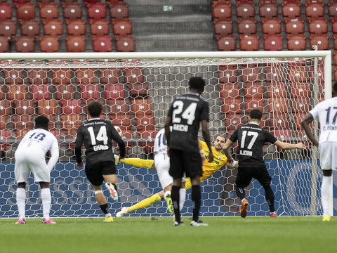 Super League: Zurich tenu en échec par le SLO