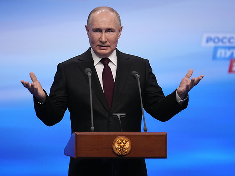 Poutine promet une Russie qui ne se laissera pas 