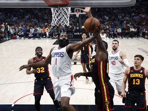 Clint Capelka brille à L.A.