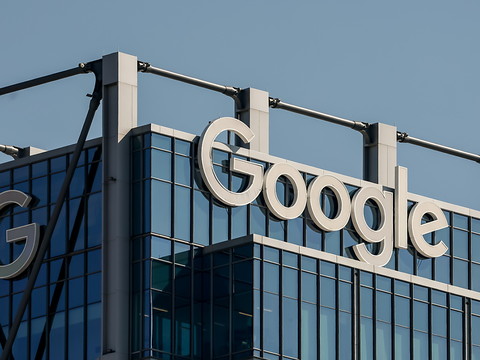 Droits voisins: Paris amende Google pour 250 millions d'euros