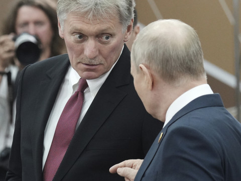 Frappes en Ukraine, la Russie admet être en 