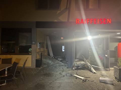 Des inconnus font sauter un bancomat à Küttigen (AG)