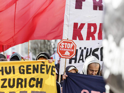 Plus de 1000 manifestants défendent un logement pour tous à Genève