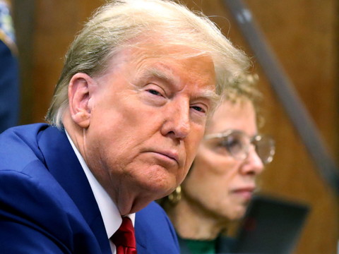 La justice de l'Etat de New York réduit la caution de Trump