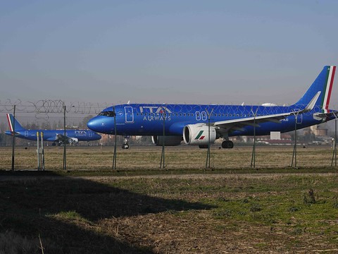 ITA Airways réduit nettement ses pertes en 2023