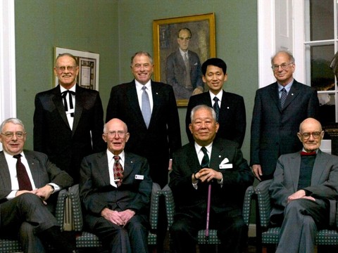 Décès du prix Nobel d'économie Daniel Kahneman à 90 ans