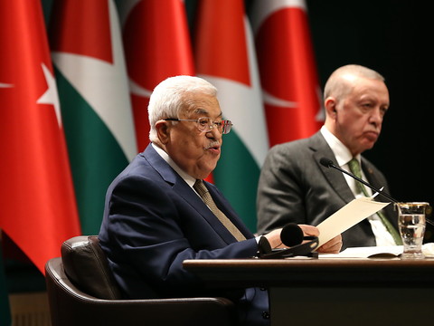 L'Autorité palestinienne approuve un nouveau gouvernement