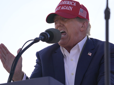 Trump dépose une garantie de 175 millions pour éviter des saisies