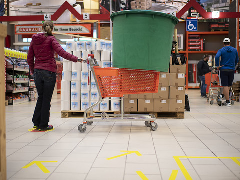 Le commerce de détail subit un ralentissement en février