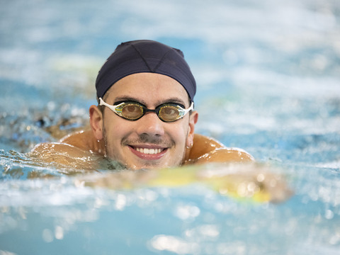 CS: Noè Ponti bat deux fois le record national du 50 m papillon