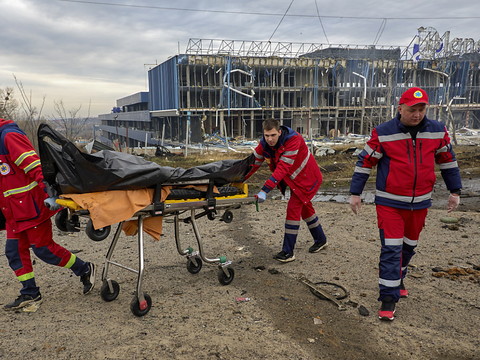 Six morts dans une nouvelle attaque russe sur Kharkiv