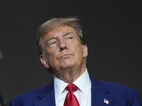 Trump se compare à un 