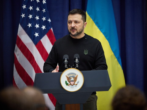 Sans aide américaine, l'Ukraine va perdre, dit Zelensky