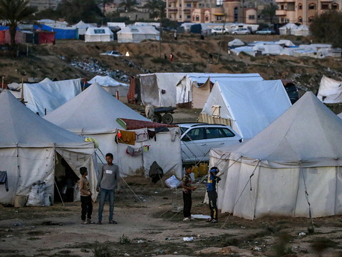 Poussée de fièvre entre Israël et l'Iran, la guerre continue à Gaza