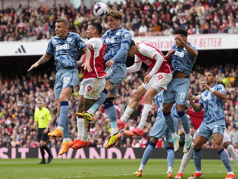 Premier League: Arsenal et Liverpool chutent à domicile