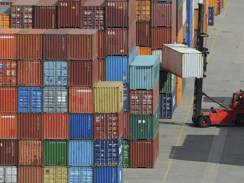 Hausse ténue des prix à la production et à l'importation en mars