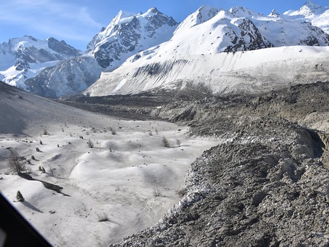 Gros éboulement dimanche dans le massif de la Bernina
