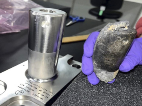 L'objet qui a transpercé un toit en Floride vient de l'ISS
