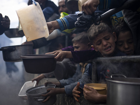 Gaza: plus de 550 camions en 48 heures selon Israël, 