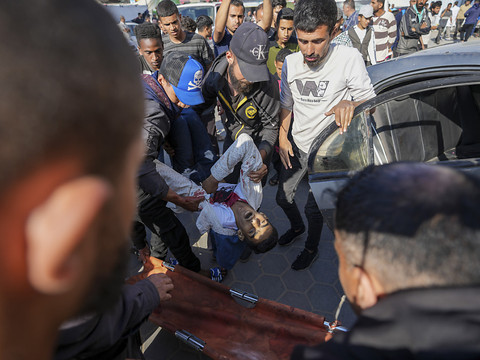 Israël menace l'Iran, pendant que l'hécatombe continue à Gaza