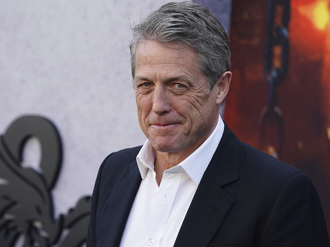Hugh Grant conclut un accord financier avec un tabloïd