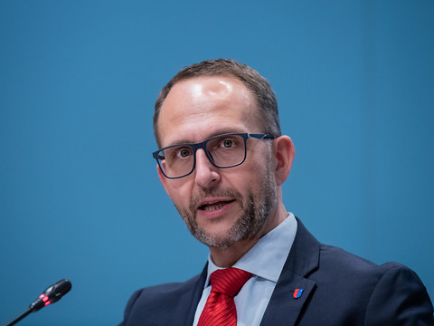 Enquête élargie après l'accident de Norman Gobbi