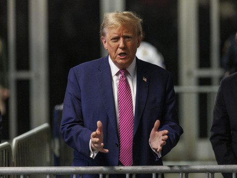 Trump reporte une réunion de campagne en Caroline du Nord