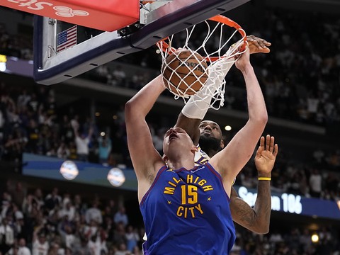 Un 9e succès de rang pour les Nuggets face aux Lakers