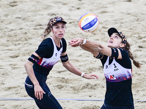 Une finale au Mexique pour Tanja Hüberli et Nina Brunner