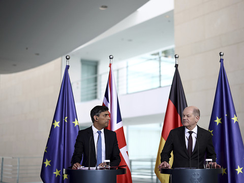 Londres et Berlin promettent un soutien 