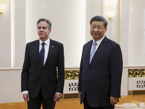Xi à Blinken: la Chine et les Etats-Unis doivent être 