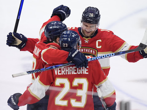 Les Panthers sortent pour la 1re fois le Lightning